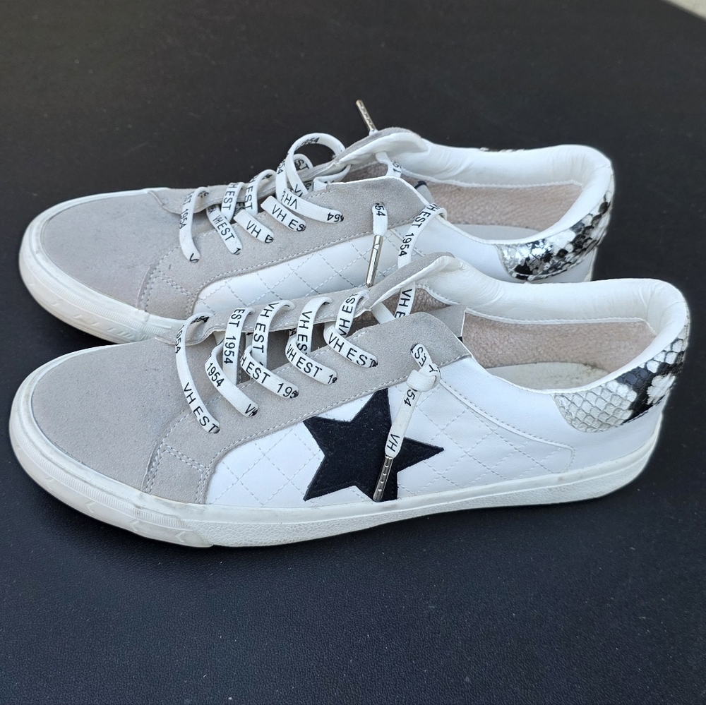 Vintage Havana QUILTED WHITE SNAKE LOW TOP Sneakers WOMEN’S Size 10